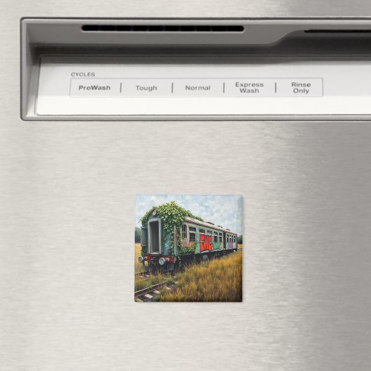 Ivy and Graffiti  Covered Abandoned Train  マグネット (インサイチュ (食洗機))