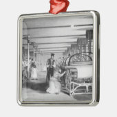 J. Tingleが刻む力織機の編むこと1835年 メタルオーナメント (左)