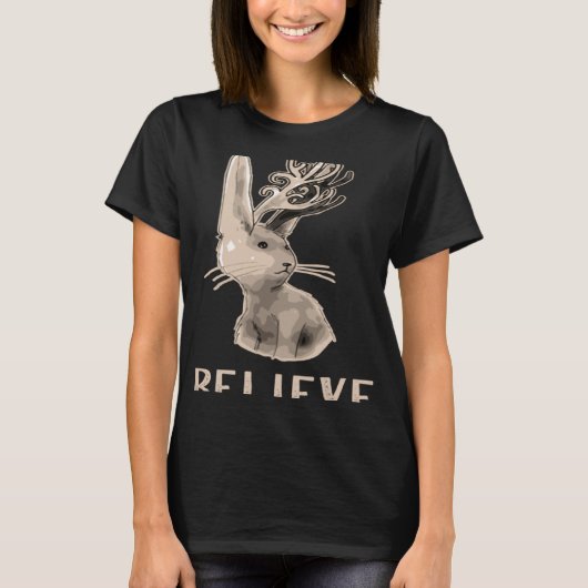 Jackalope BELIEVE Magical Creature Mythological Fa Tシャツ (正面)