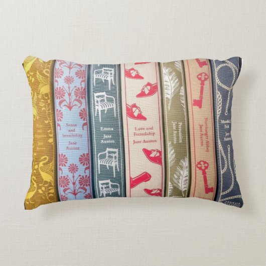 Jane Austen Home Walllpaper and Books アクセントクッション (正面)