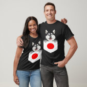 Japan Flag Alaskan Malamute Dog In Pocket Tシャツ (ユニセックス)
