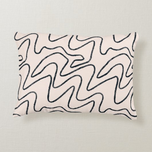 Japandi Minimalist Brush Stroke Pattern in Cream a アクセントクッション (裏面)