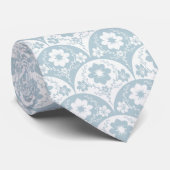 Japanese Floral Pattern in Soft Blue and White ネクタイ (ロール)