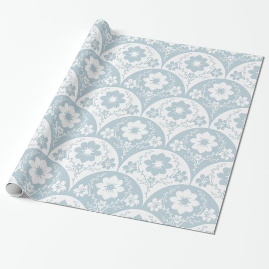 Japanese Floral Pattern in Soft Blue and White ラッピングペーパー (アンロールド)