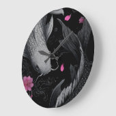 Japanese Koi Fish Dark Mode ラージ壁時計 (傾斜)