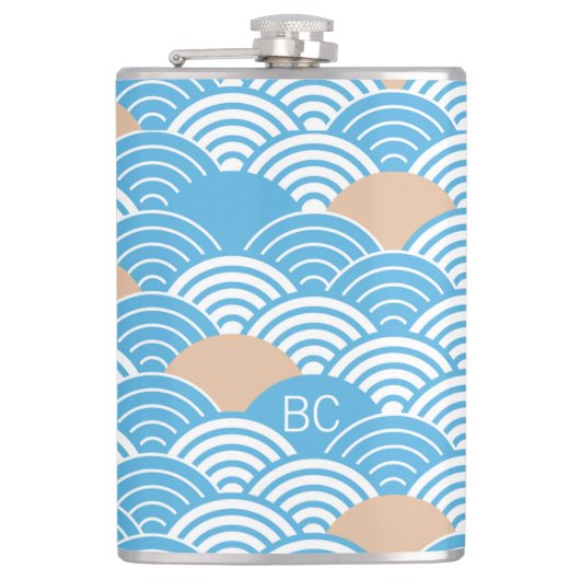 Japanese Waves Pattern Light Blue Beige Monograms フラスク (正面)