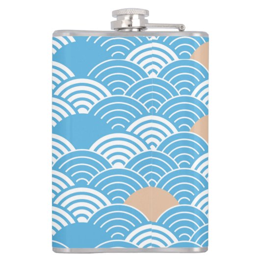 Japanese Waves Pattern Light Blue Beige Monograms フラスク (裏面)