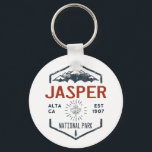 Jasper National Park Canada Vintage Distressed キーホルダー<br><div class="desc">Jasper National Park Distressed Badge with unique park themed maple leaf design. The Park is the largest national park within Alberta's Rocky Mountains.</div>