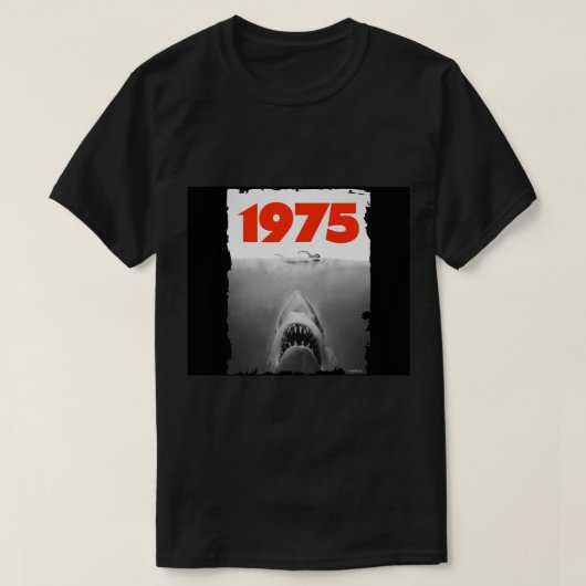 Jaws 1975 fan art Shower Curtain.png Tシャツ (デザイン正面)