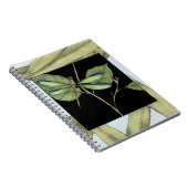 Jennifer Goldberger葉によるドラゴンフライの挿入を持つ ノートブック (右側)