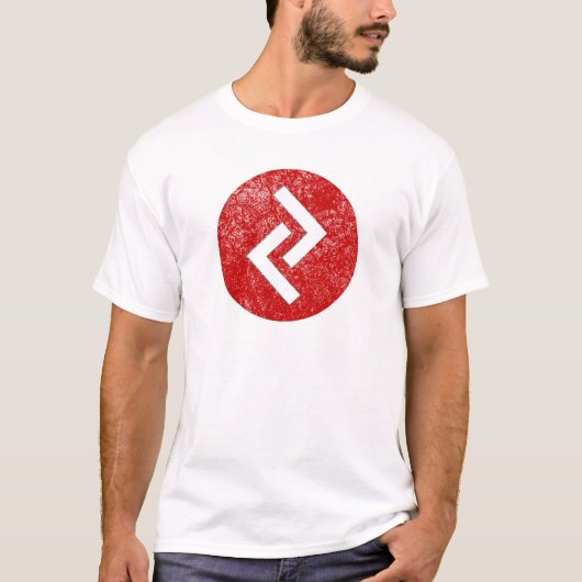 JeraのRune Tシャツ (正面)