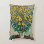 Jerusalem Artichoke Flowers by Claude Monet アクセントクッション<br><div class="desc">Jerusalem Artichoke Flowers (1880) by Claude Monetは、ヴィンテージの印象派のアート素晴らしフローラスチルライフの一つ絵画で、黄色いエルサレムのアーティチョークの花が花瓶に咲いている。アーティストについて：クロード・モネ(1840-1926)は印象派の運動の創始者であフランスのり絵画、その絵画の大部分は「空中に浮かぶ」（野外に浮かぶ）スタイル印象派の風景である。</div>