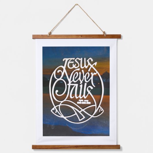 JESUSが木のトッパーを倒すことはない 吊り下げ型タペストリー (正面)