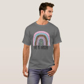 Jesus Christian Cross Rainbow He Is Risen Happy Ea Tシャツ (正面フル)