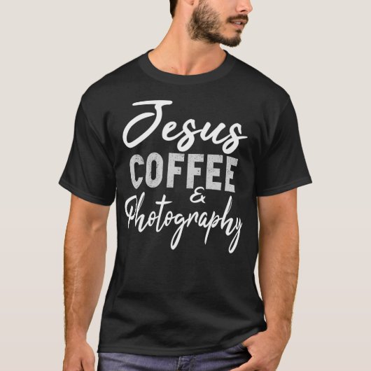 Jesus Coffee and Photography おもしろい Photographer Ca Tシャツ (正面)