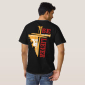 Jesus Cross Nail Design – Powerful Christian Tシャツ (裏面フル)