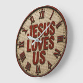 Jesus Loves Us Vintage Rustic Christian ラージ壁時計 (傾斜)