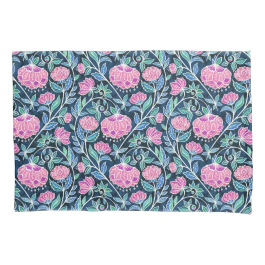 Jewel Toned Boho Chalk Chintz Floral Pattern 枕カバー (正面)