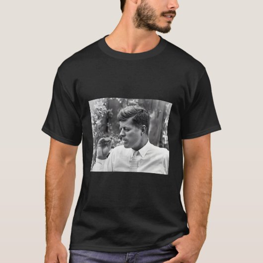 Jfk喫煙葉巻 Tシャツ (正面)