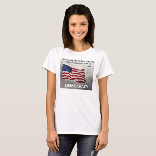 JFK引用文民主主義アメリカ国旗デザイン Tシャツ (正面フル)