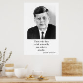 JFK John F. Kennedy引用文が大きく達成 ポスター (キッチン)