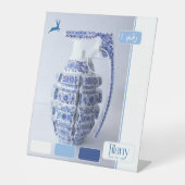 JILANY 台座サイン (正面)