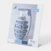 JILANY 台座サイン (正面)