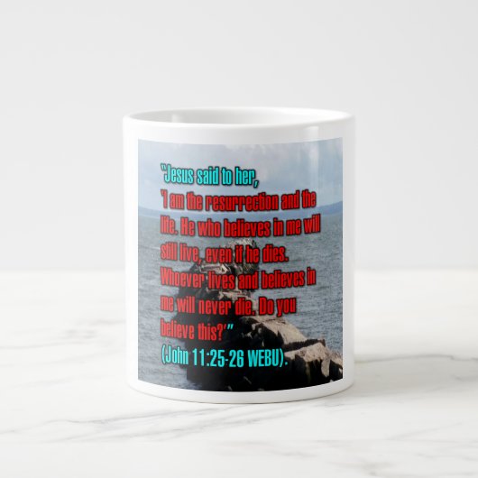 John 11:25–26 WEBU Mug ジャンボコーヒーマグカップ (正面)