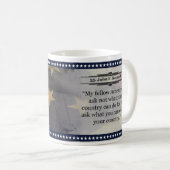 John F Kennedyの歴史的マグ コーヒーマグカップ (正面右)