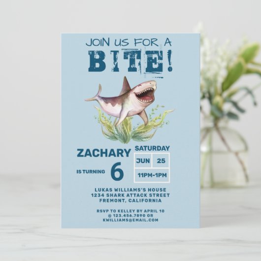 Join Us For a Bite Funny Shark Boys Birthday Party 招待状 (スタンド正面)