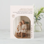 Joint Sister Sibling Two Kids Photo Birthday Party 招待状 (スタンド正面)