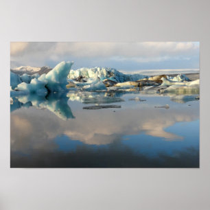 Jokulsarlon iceberg lake reflectionポスター ポスター