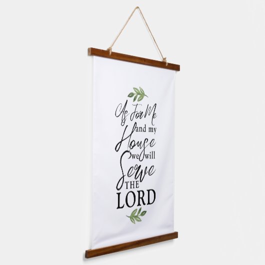 Joshua 24:15葉の緑の木を持つスクリプトフォント 吊り下げ型タペストリー (傾斜あり)