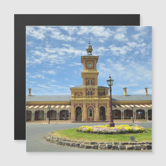Journey through Time at Albury Station (正面/裏面)