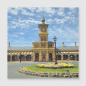 Journey through Time at Albury Station (正面)