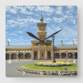 Journey through Time at Albury Station スクエア壁時計