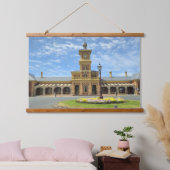 Journey through Time at Albury Station 吊り下げ型タペストリー (寝室)