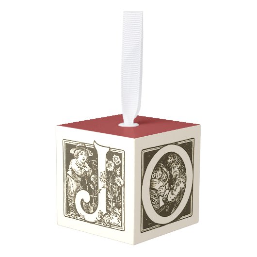 "Joy"ヴィンテージアルファベッフランスのトクリスマス キューブオーナメント (正面アングル)