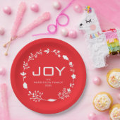 Joy Floral Christmas Wreath Family Custom Name ペーパープレート (パーティー)