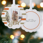 Joy Photo Christmas パーソナライズされた オーナメントカード<br><div class="desc">楽しい、写真テンプレートクリスマスのホリデーカードのパターはっきりしたンと文字を追加モダン-トレンディーのパターンの背景にミュートされたセージの緑とオレンジの色調と楽しいタイポグラフィの文字にJOYのこのオーナメントカードにユニークは、自分自身の写真とオーナメントを追加する</div>