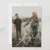 Joyful Eleganceスクリプトフォトホリデーカード シーズンカード (正面)