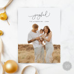 Joyful Greeting, Merry Christmas Family Photo ポストカード<br><div class="desc">Joyful, Merry Christmas. Celebrate the season with this family photo, cute script , classy black layover postcard It is fully customisable and personalised with your own greeting messages. Please add your return address for easy mailing. It is simple, easy, yet modern minimalist and festive. This is the perfect postcard for...</div>