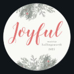 Joyful Photo Christmas Winterフローラレッドクリーム ラウンドシール<br><div class="desc">クリスマスの休日の精神にあなたの友人や家族を置く砂埃のミラー葉、松の枝と果実と挨拶と冬の緑の周りのステッカーを手で描いた赤い文字の赤いクリームの背景に"喜び"を。サイズは2種類あり：大：直径3"、シート当たり6シール、小：直径1.5"、シート当たり20シール。</div>