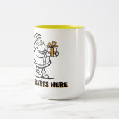 Joyful Santa with Gift ツートーンマグカップ (正面右)