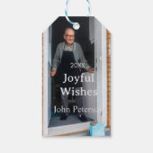 Joyful wishes add name photo man holidays year sim ギフトタグ (裏面)