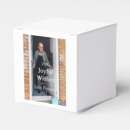 Joyful wishes add name photo man holidays year sim フェイバーボックス (正面サイド)