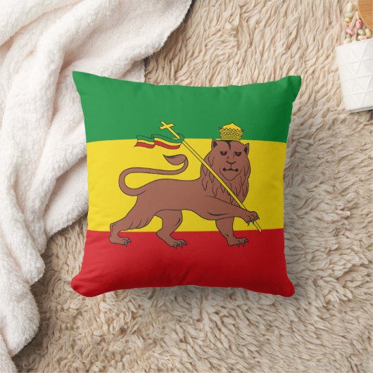 JudahのエチオピアのライオンのRastafarianの旗 クッション (ブランケット)