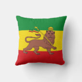 JudahのエチオピアのライオンのRastafarianの旗 クッション (裏面)