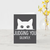 Judging You Silently - Funny Cat  カード (黄色い花)
