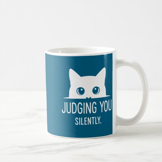 Judging You Silently - Funny Cat  コーヒーマグカップ (右)